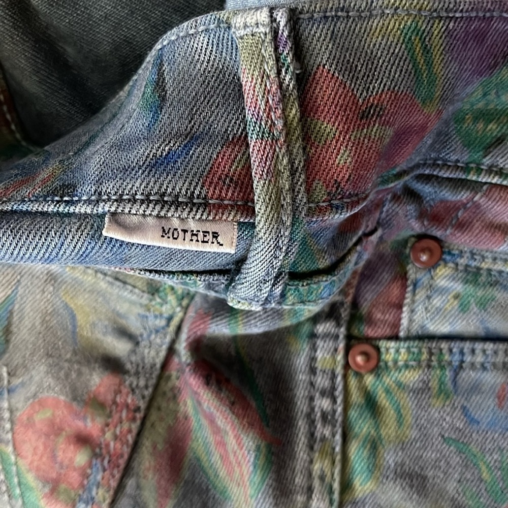 MOTHER Jeans THE VAMP Ghosts & Roses jeans size 24 - Picture 4 of 6